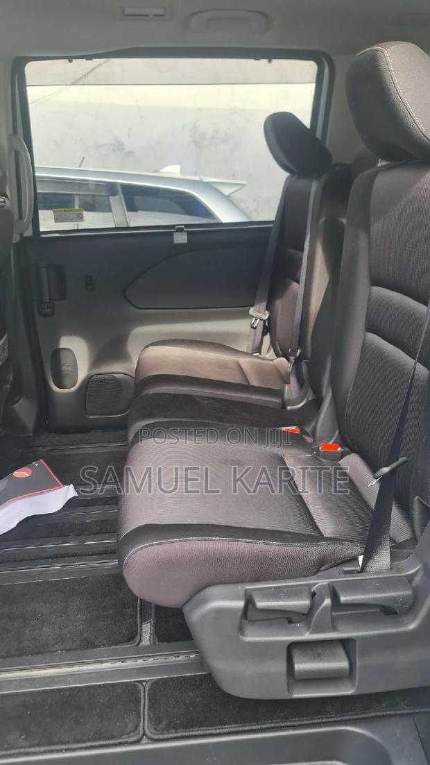 New 2017 Nissan Serena in White - Comfortable MPV