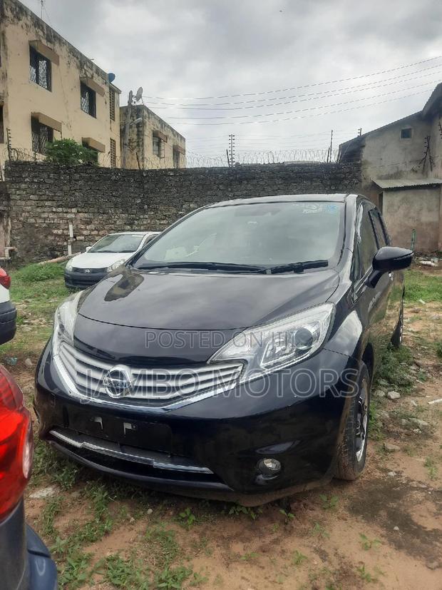 Black 2016 Nissan Note 1.2 Petrol: Compact, Stylish, and Economical