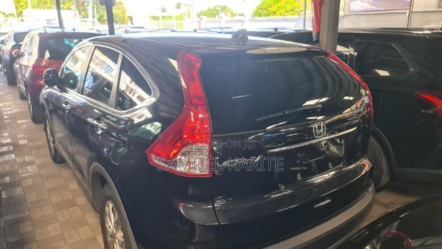 Black 2016 Honda CR-V: Sophisticated Compact SUV