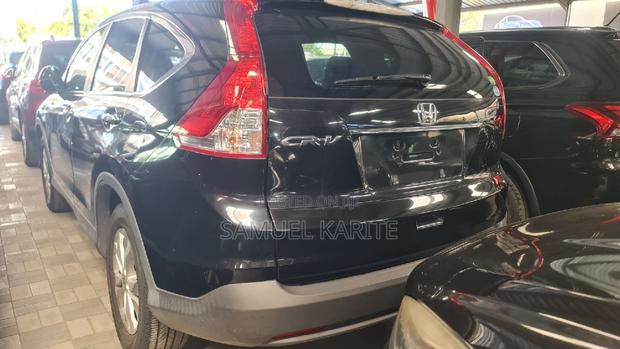 Black 2016 Honda CR-V: Sophisticated Compact SUV