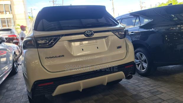 2017 Toyota Harrier White SUV - Luxury Vehicle for Sale