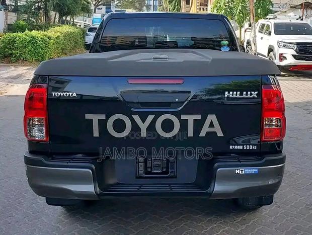 2017 Black Toyota Hilux: Iconic Design, Unrivaled Performance