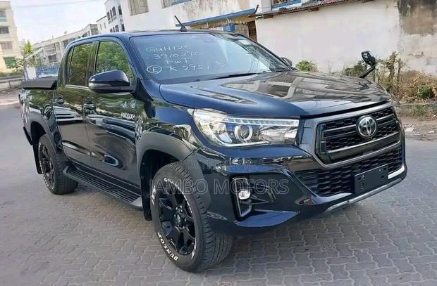 2017 Black Toyota Hilux: Iconic Design, Unrivaled Performance