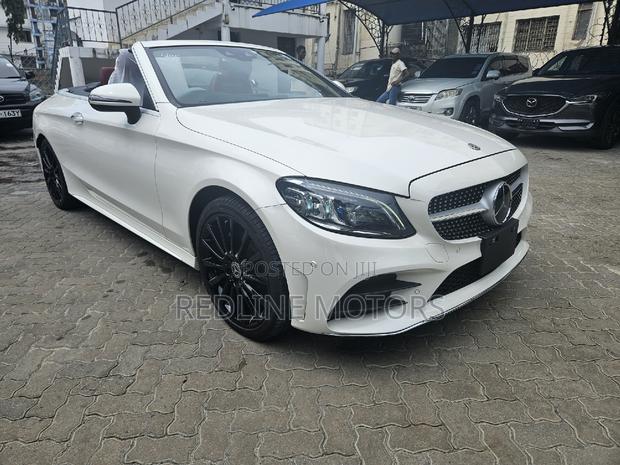2018 Mercedes-Benz C200 - White Sedan, Top-of-the-line Performance