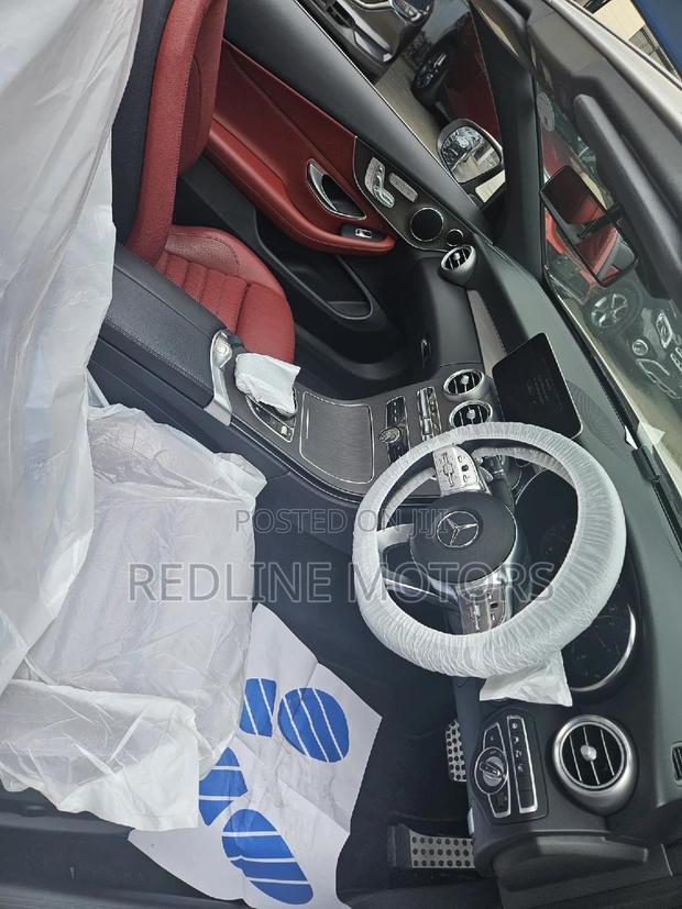 2018 Mercedes-Benz C200 - White Sedan, Top-of-the-line Performance