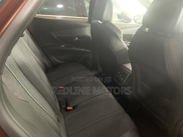 2018 Peugeot 3008 Brown: Stylish SUV Awaits