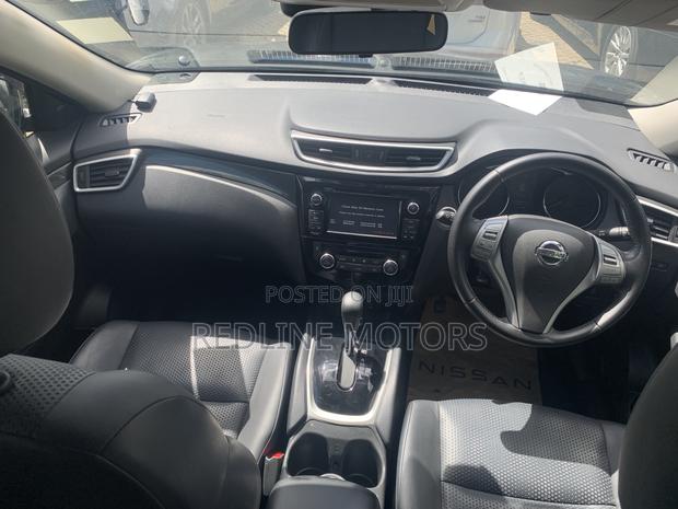 2019 Nissan X-Trail 2.0 Petrol FWD Black