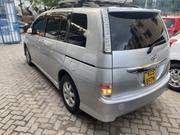 Toyota ISIS 2012 Silver for sale
