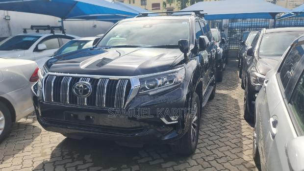 Experience the 2018 Toyota Land Cruiser Prado Black: Unmatched Performance