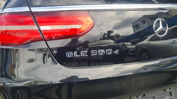 2017 Mercedes-Benz GLE-Class Black SUV: Luxury Reimagined