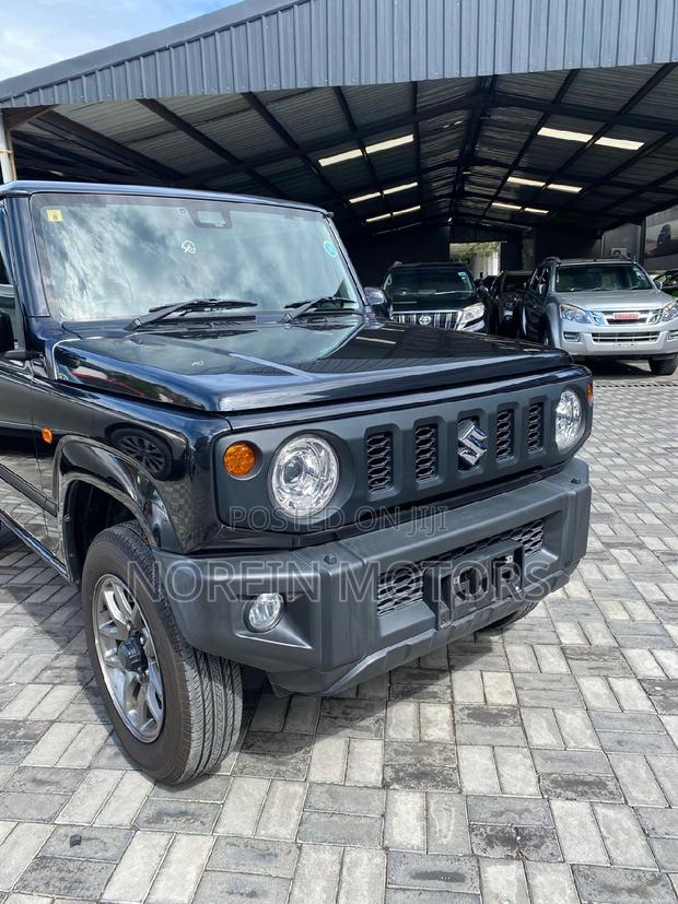 Black 2017 Suzuki Jimny: The Perfect Weekend Warrior