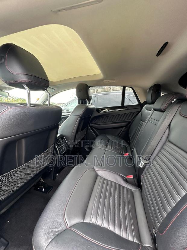 Stylish 2018 Mercedes-Benz GLE-Class Pearl SUV Available