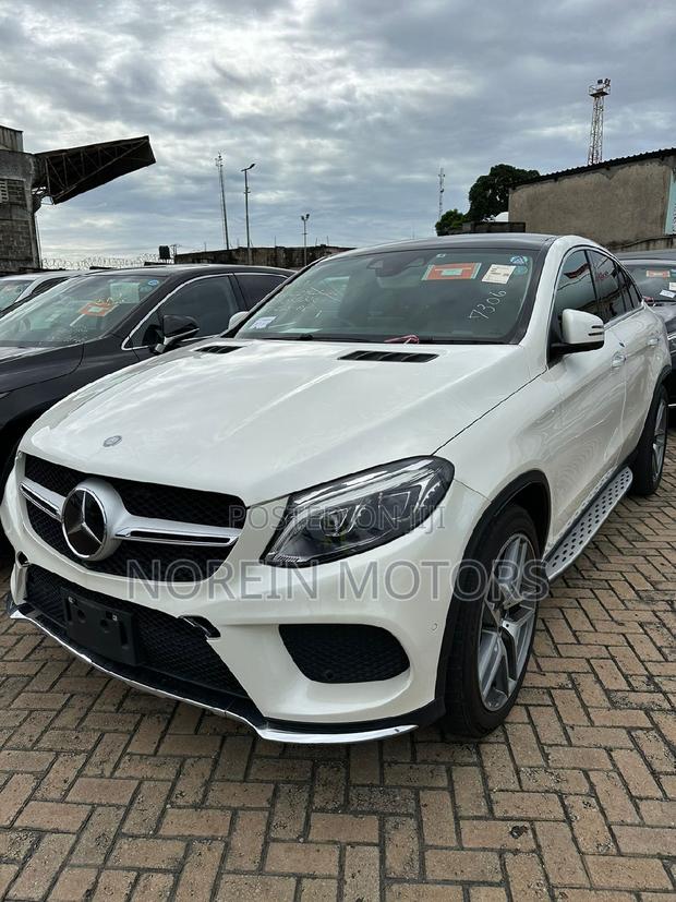 Stylish 2018 Mercedes-Benz GLE-Class Pearl SUV Available