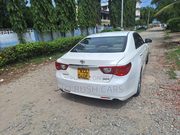 Toyota Mark X 2010 White