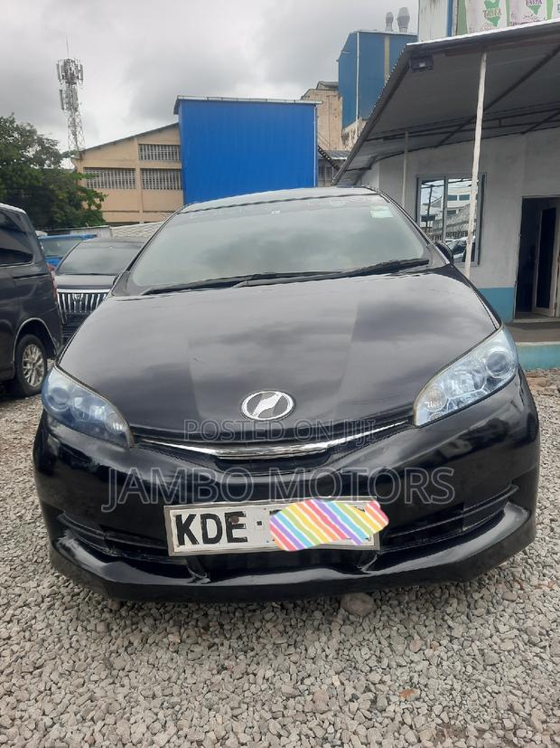 Toyota Wish 2013 Black