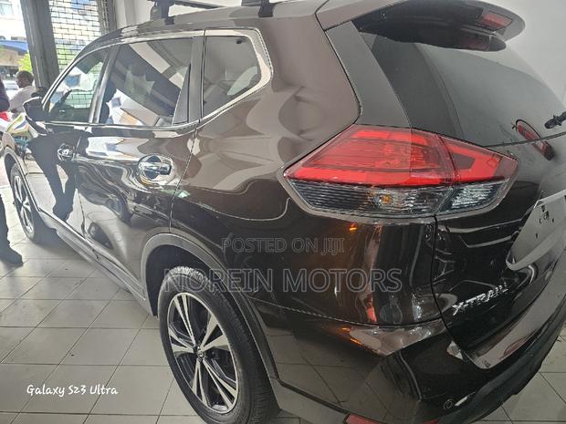 Brown Nissan X-Trail 2018 - Affordable Pre-Owned SUV