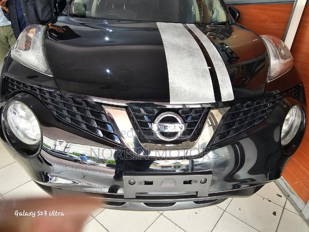 Nissan Juke 2017 Black - Compact SUV for Urban Driving