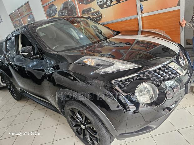 Nissan Juke 2017 Black - Compact SUV for Urban Driving