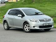 Toyota Auris 2011 Silver for sale