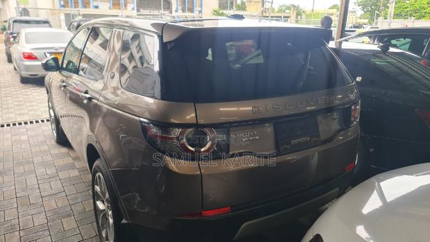2017 Land Rover Range Rover Evoque Gold - Stylish Off-Roader