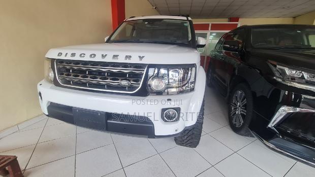 2017 Land Rover Discovery - White - Used SUV - Excellent Condition