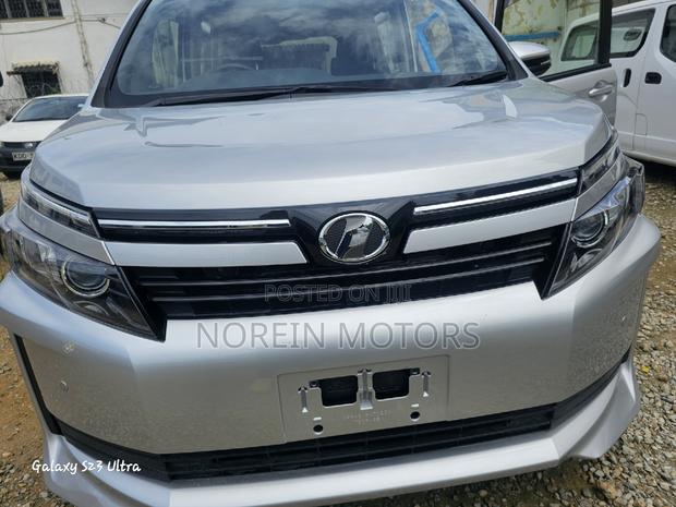 2016 Toyota Voxy Silver - Comfortable and Efficient MPV