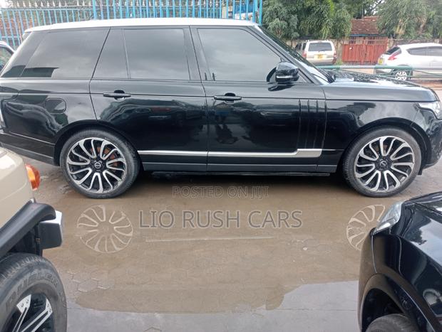 2014 Land Rover Range Rover Vogue - Black - Luxury SUV for Sale