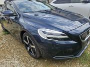 Blue 2017 Volvo V40: Compact and Stylish Hatchback for sale
