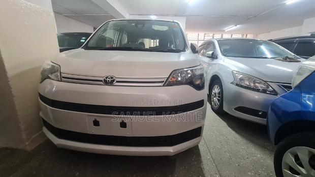 Used 2016 Toyota Spade White - Stylish SUV with Power and Grace