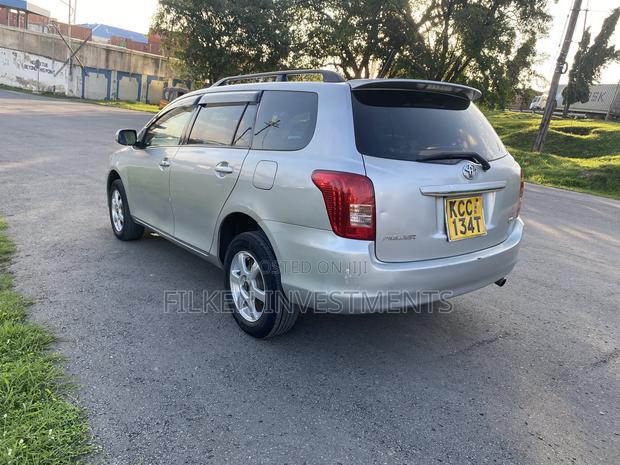 2009 Toyota Corolla Fielder in Silver: Perfect Family Car
