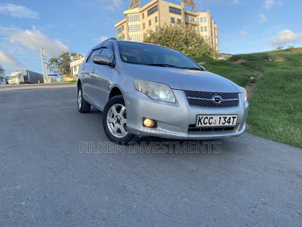 2009 Toyota Corolla Fielder in Silver: Perfect Family Car