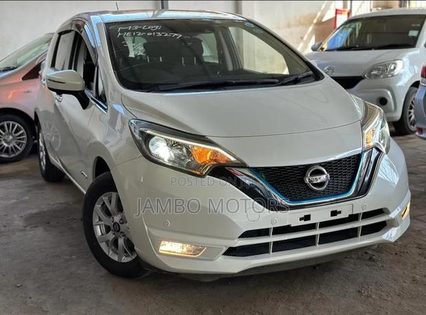 2017 Nissan Note 1.2 Hybrid in White: A Smart, Stylish, and Economical Choice!