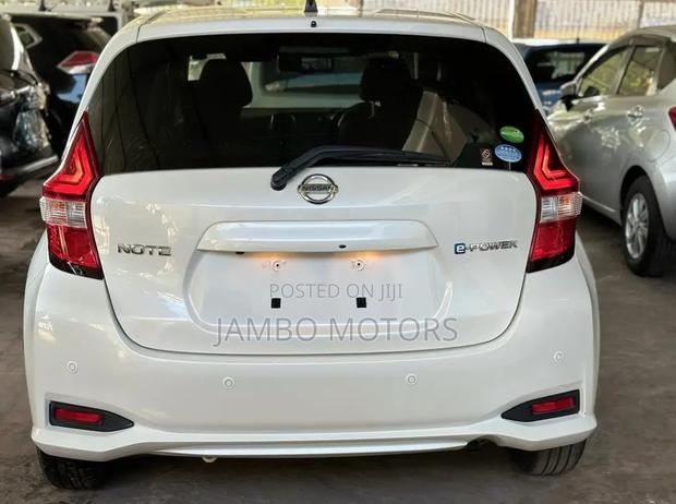 2017 Nissan Note 1.2 Hybrid in White: A Smart, Stylish, and Economical Choice!