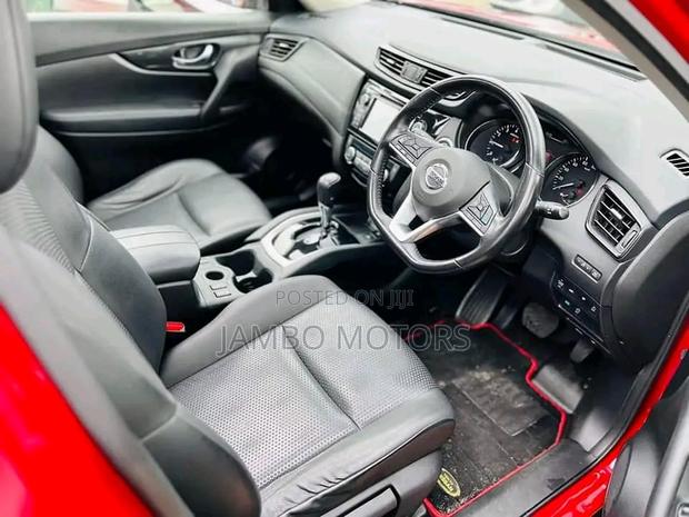 Nissan X-Trail 2017 2.0 Petrol FWD Red