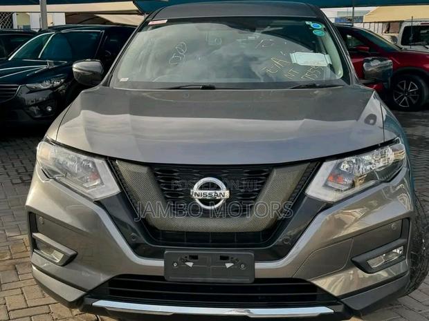 2018 Nissan X-Trail 2.0 Petrol FWD Gray - Pre-owned Excellence