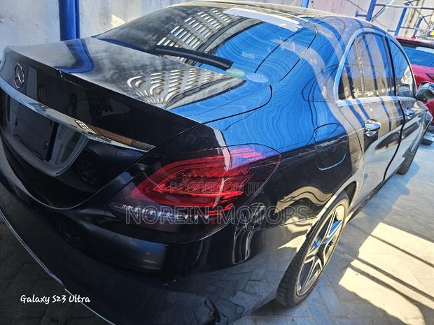 2019 Mercedes-Benz C200 Black - Stylish & Powerful Sedan Deal