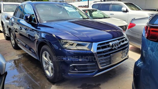 Blue Audi Q5 2.0T Premium AWD quattro 2018