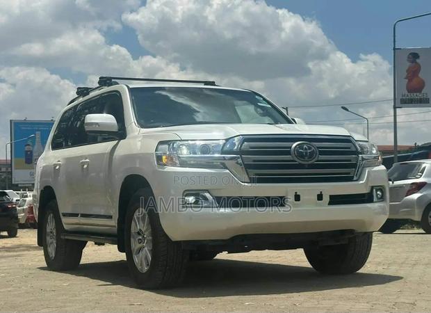 2017 Used Toyota Land Cruiser 4.6 V8 ZX - White