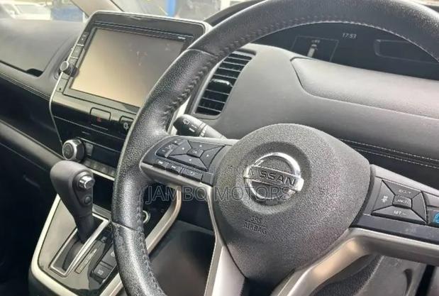 2017 Nissan Serena Black: Affordable Luxury Minivan