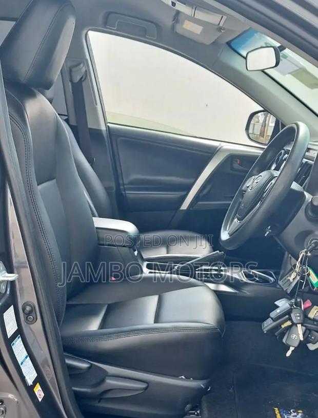 2017 Toyota RAV4 Gray - Pre-Owned SUV