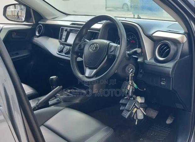 2017 Toyota RAV4 Gray - Pre-Owned SUV