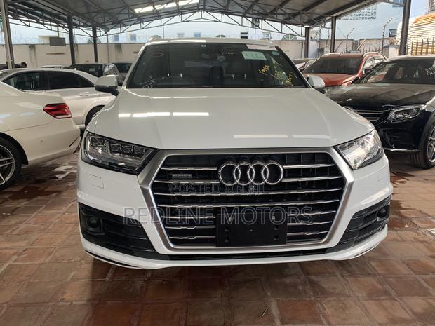 White 2017 Audi Q7 3.0T Premium AWD quattro - High-Performance SUV