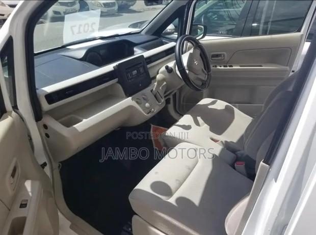 Suzuki Wagon R 660 Petrol FWD 2017, Affordable Luxury in White