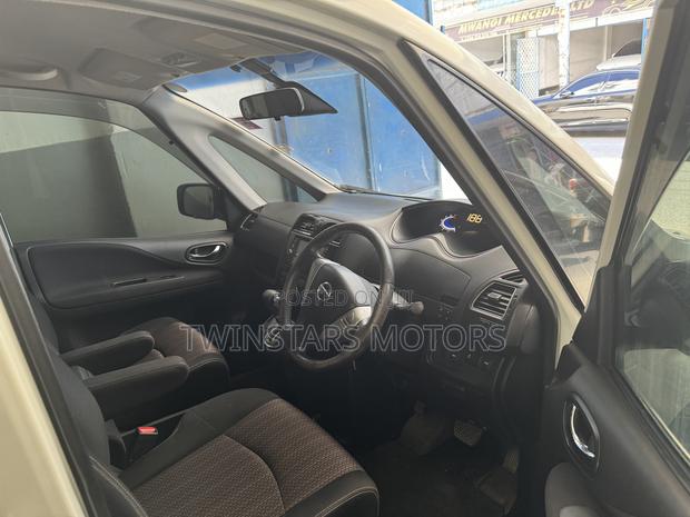 2014 Nissan Serena White - Perfect for Large Families
