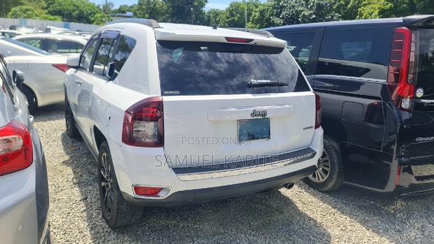 White 2017 Jeep Compass: Compact SUV for City Driving