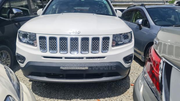 White 2017 Jeep Compass: Compact SUV for City Driving