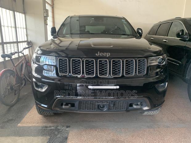 Black Jeep Grand Cherokee Summit 4x4 2016 - 4dr