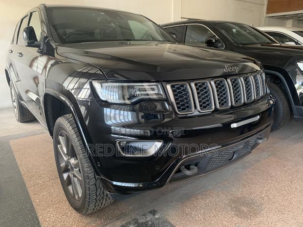 Black Jeep Grand Cherokee Summit 4x4 2016 - 4dr