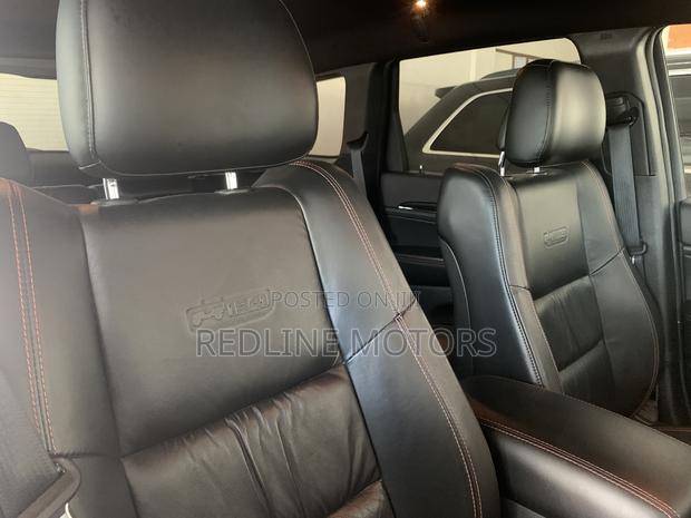 Black Jeep Grand Cherokee Summit 4x4 2016 - 4dr