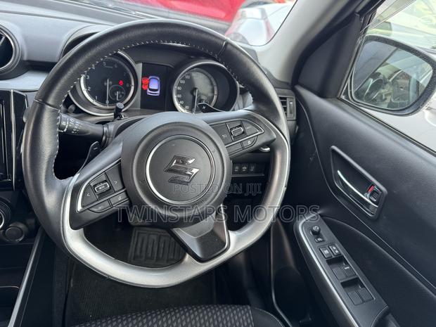 2018 Suzuki Swift White - Stylish & Economical
